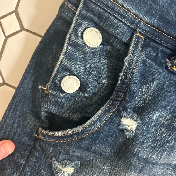 Blank NYC Women’s Denim Short Overalls - Picture 5 of 6